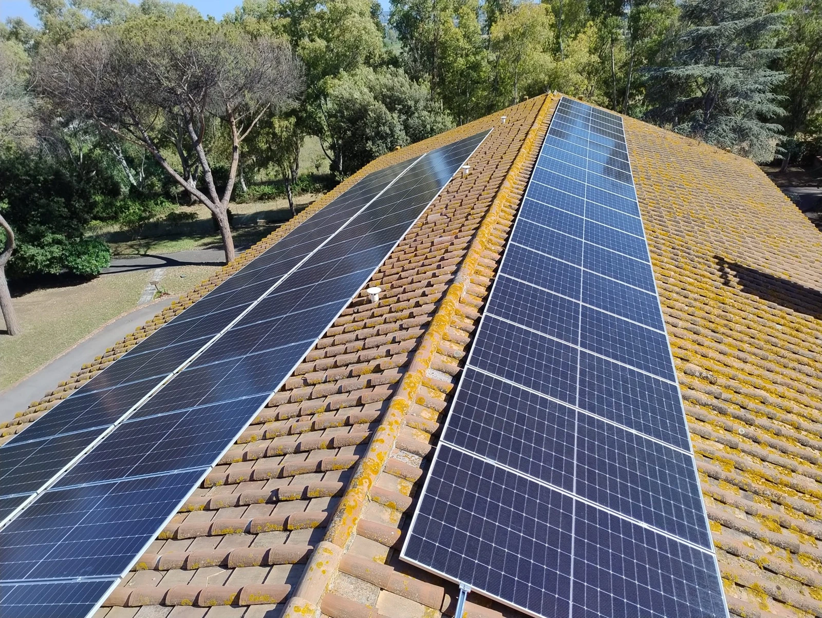 Impianto fotovoltaico 80 kW con accumulo 30 kWh installato a Muratella Roma da AdoTek Green Powers